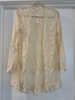 l*space Ivory Lace Sheer Kimono Robe